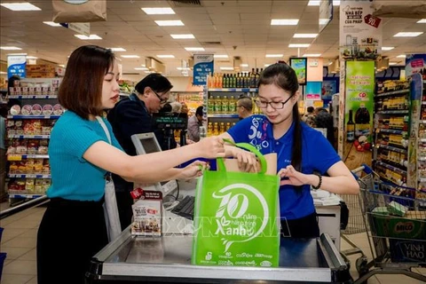 Vietnam por utilizar bolsas de plásticos amigables con el medioambiente para 2025