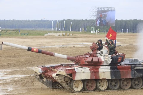 Vietnam impresiona a otros equipos de tanques en Juegos Militares en Rusia
