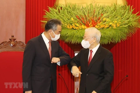 Máximo dirigente partidista de Vietnam recibe al canciller chino 