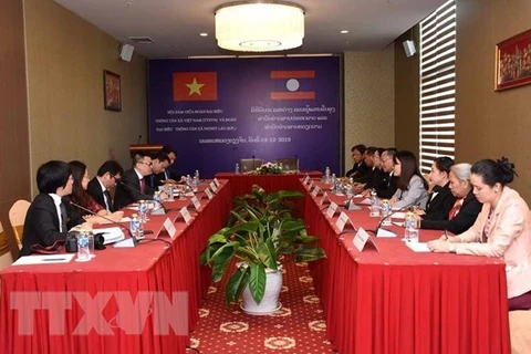 Resaltan cooperación estrecha y duradera entre agencias noticiosas de Vietnam y Laos