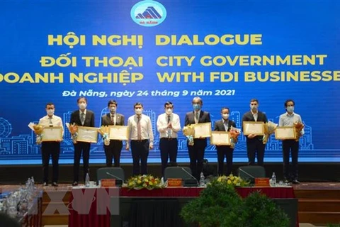 Empresas de IED aportan ideas para restaurar la producción en ciudad vietnamita de Da Nang