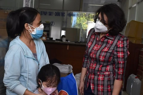 UNICEF elogia la prioridad de Vietnam para huérfanos por COVID-19