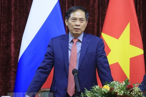 Destacan contribuciones de vietnamitas en Rusia al desarrollo nacional