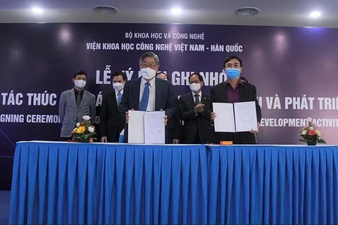 Promueven cooperación Vietnam-Corea del Sur en investigación de medicamentos