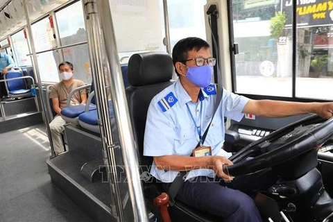 Adoptan el plan de transporte de trabajadores en Ciudad Ho Chi Minh