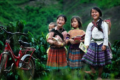Campaña inspiradora de UNESCO promueve educación de niñas en Vietnam