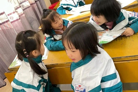 Vietnam lidera Sudeste Asiático en desempeño de alumnos de primaria