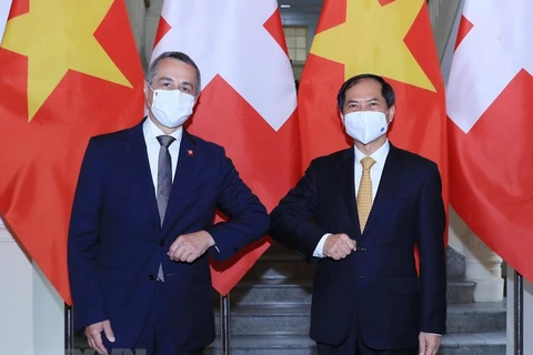 Vietnam-Suiza: 50 años de relaciones diplomáticas 