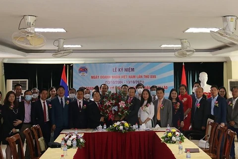 Celebran en Laos el Día de Empresarios de Vietnam