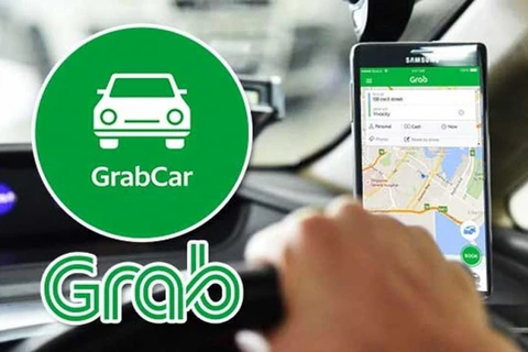 Empresas de servicios de taxi a pedido reanuda sus actividades en Hanoi