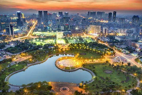 Hanoi se compromete a crear condiciones favorables para inversores extranjeros