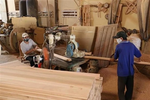 Industria de madera de Vietnam se recuperará pronto, según pronóstico