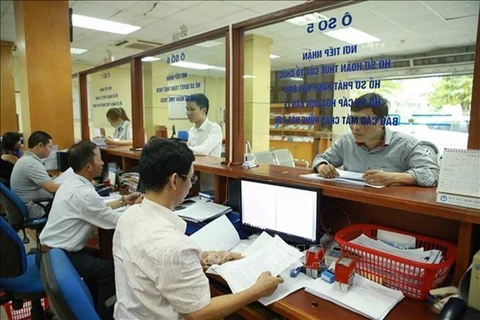 Alivio tributario para las empresas vietnamitas afectadas por el COVID-19