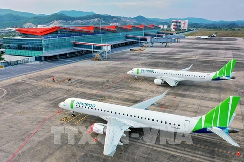 Reabrirán vuelos comerciales entre provincia vietnamita de Quang Ninh y Ciudad Ho Chi Minh