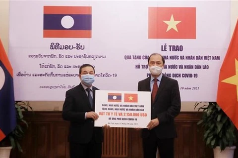 Vietnam ofrece asistencia millonaria a lucha contra el COVID-19 en Laos