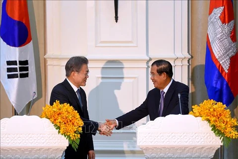 Corea del Sur y Camboya firman acuerdo de libre comercio bilateral