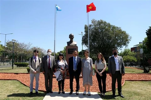 Honran al Presidente Ho Chi Minh en Buenos Aires