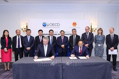 Vietnam y OCDE firman memorando de cooperación para 2022-2026