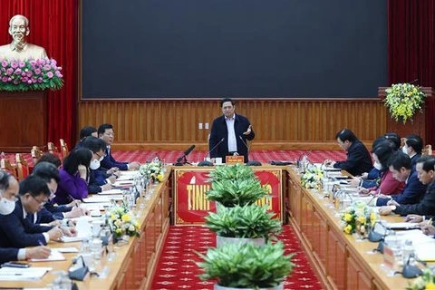 Primer ministro vietnamita urge a provincia de Cao Bang a perfeccionar la planificación local