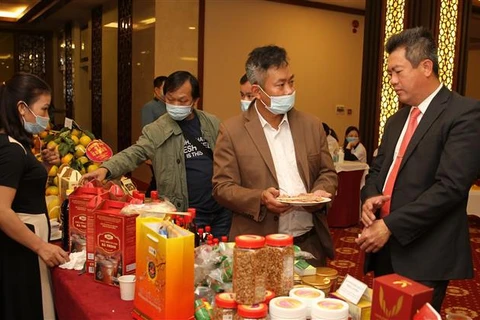 Vigorizan cooperación comercial entre Vietnam y China