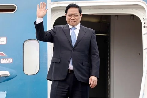 Primer ministro de Vietnam parte rumbo a Japón para visita oficial