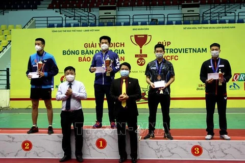 Concluye Campeonato Nacional de Tenis de Mesa del periódico Nhan Dan