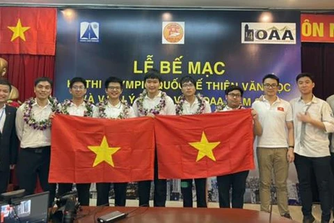 Vietnam cosecha medallas en Olimpíada Internacional de Astronomía y Astrofísica