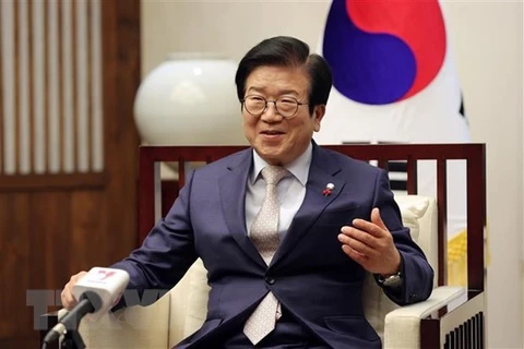 Dirigente legislativo sudcoreano aplaude visita de su homólogo vietnamita a Seúl
