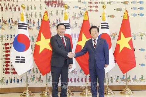 Corea del Sur concede importancia a intensificar lazos con Vietnam 