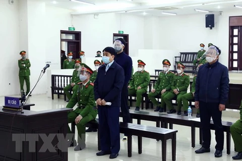 Condenan a exdirigente de Hanoi a pagar indemnización de más de un millón de dólares
