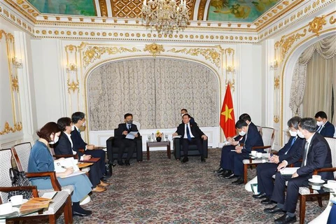Presidente de la Asamblea Nacional de Vietnam prosigue actividades en Corea del Sur