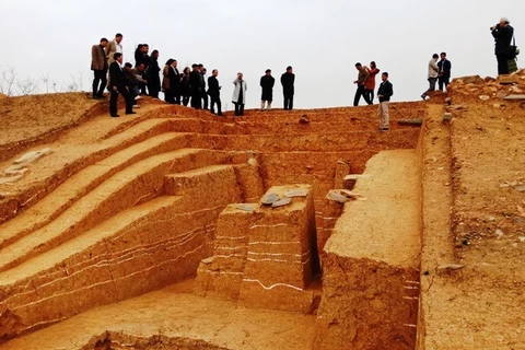 Descubren vestigios arquitectónicos en Ciudadela de dinastía Ho en Vietnam