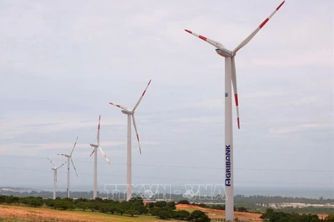 Vietnam por impulsar desarrollo de energía eólica marina