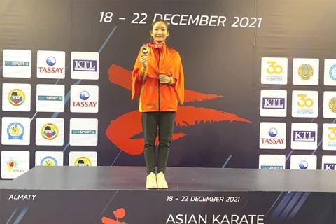 Karateca vietnamita obtiene medalla de oro en campeonato asiático