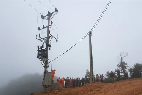 Garantizan acceso a electricidad para lugares desfavorecidos en provincia vietnamita