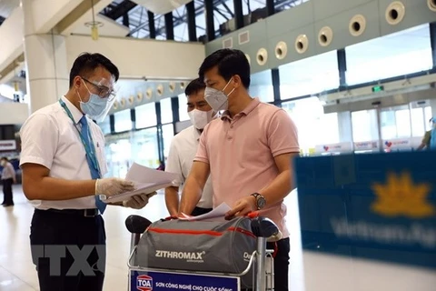 Ciudad Ho Chi Minh emite regulaciones de monitoreo médico para pasajeros en los viajes internacionales 