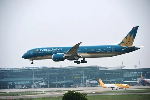 Avión de Vietnam Airlines, desviado a Fukuoka por amenaza de derribo