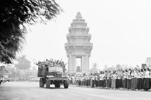 Camboya recuerda ayuda de combatientes voluntarios vietnamitas