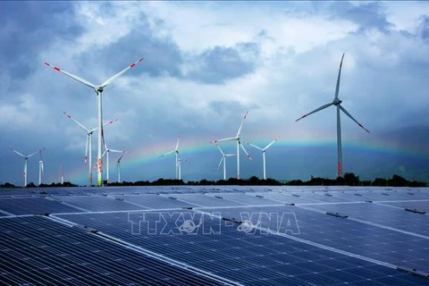 Vietnam perfecciona mecanismo de licitación para desarrollo de energías renovables