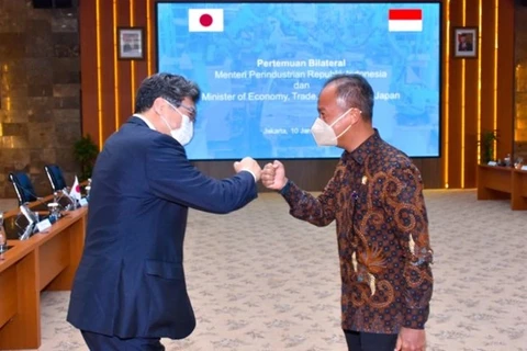 Indonesia y Japón fomentan colaboración en industria automotriz y tecnologías digitales