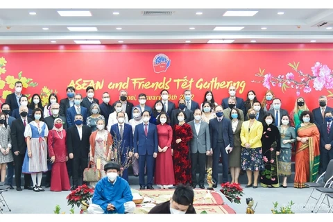 Celebran en Hanoi intercambio entre países de ASEAN con motivo del Año Nuevo Lunar