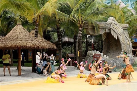 Vietnam recupera paso a paso el turismo internacional