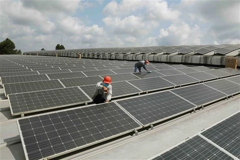 Grupo tailandés adquiere otras dos plantas solares de Vietnam