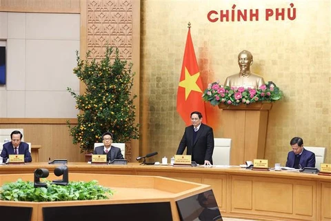 Primer ministro de Vietnam pide implementar tareas socioeconómicas después del Tet