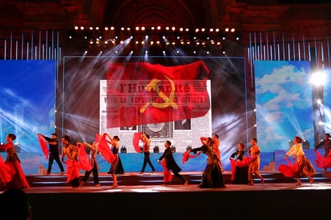 Ciudad Ho Chi Minh celebra program artístico en saludo a fundación del Partido Comunista