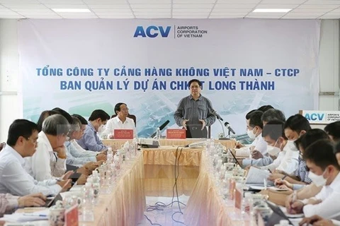 Premier vietnamita insta a garantizar progreso del proyecto del aeropuerto de Long Thanh