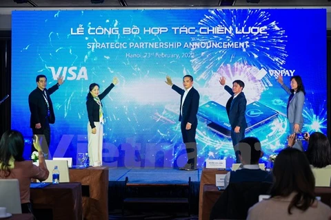 Visa y VNPAY establecen asociación para impulsar pagos digitales en Vietnam