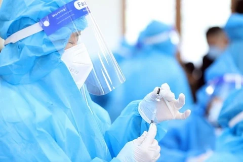 Mayoría de encuestados en Vietnam aboga por vacunación contra el COVID-19 para niños