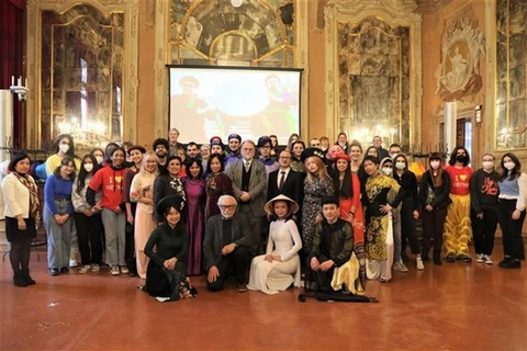 Programa “Alma de Vietnam” presenta cultural y música vietnamitas en Italia
