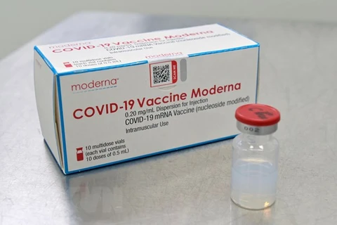 Autoriza Vietnam extensión de vida útil de vacuna Moderna contra el COVID-19